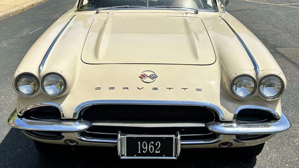  Two ’62 Corvettes Share The Same VIN But Only One Can Be Real