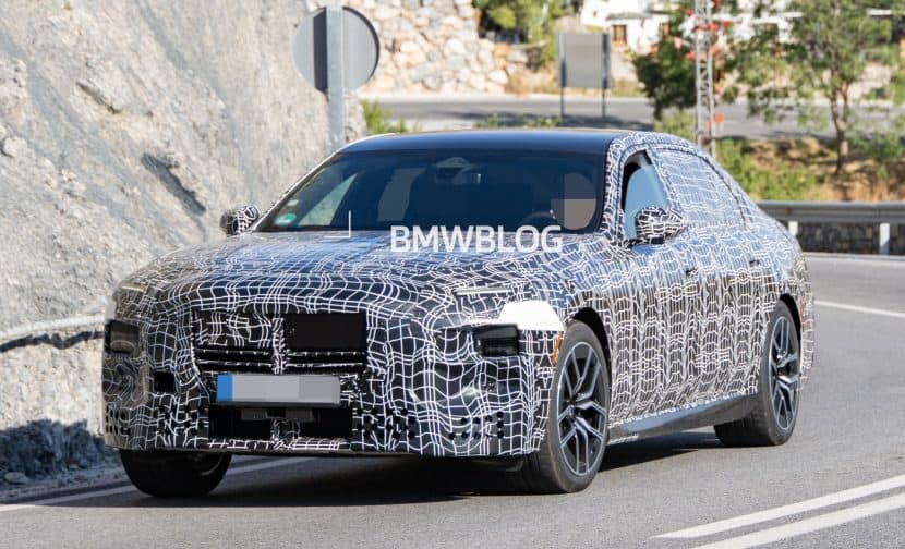 2027 BMW 7 Series facelift prototype front end with split headlights
